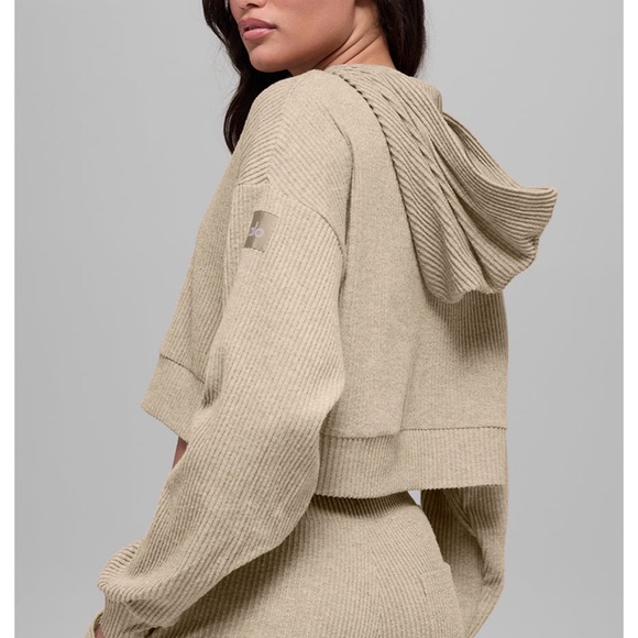 ALO Muse Set - Picture 16 of 16